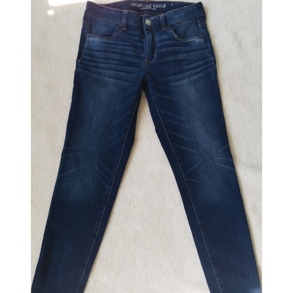 *NWOT* American Eagle Super Stretch Jeans
